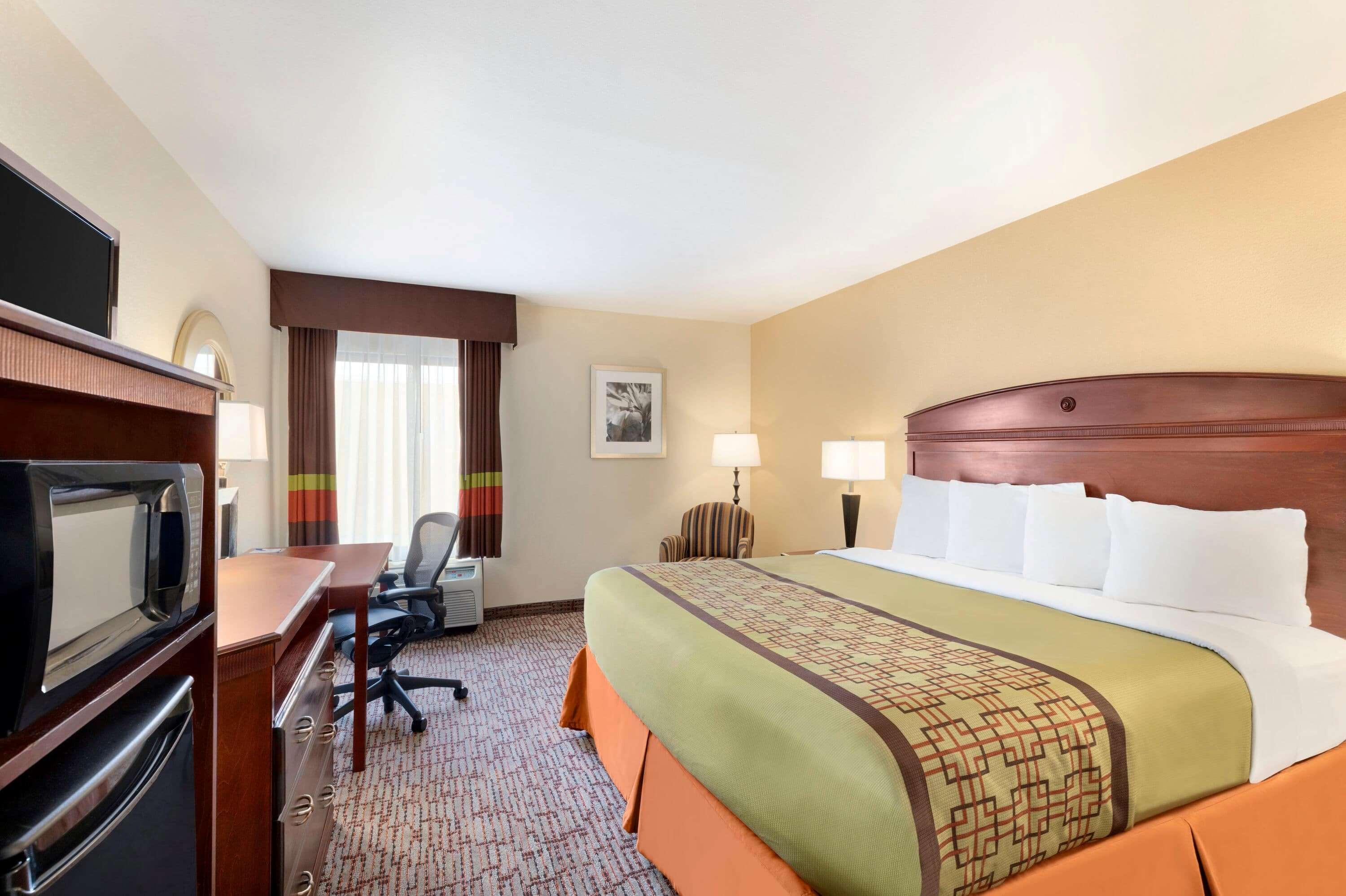 Baymont By Wyndham Augusta West Hotel Eksteriør billede